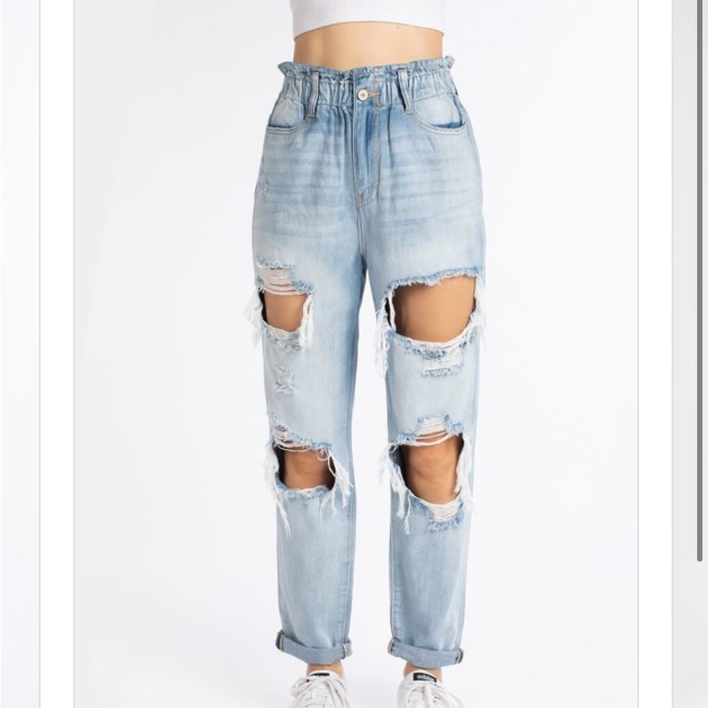KANCAN HIGH RISE MOM JEANS SIZE 5/26 DISTRESSED / LIGHT / 90s Y2K Style NWOT - Picture 3 of 10